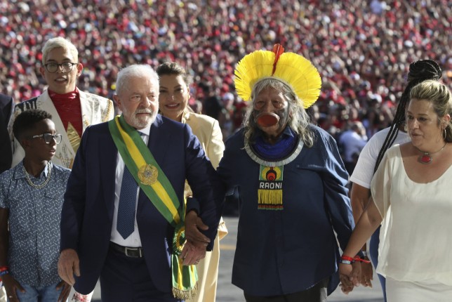 LULA, A ONÇA E OS POBRES, por Carlinhos Barreiros