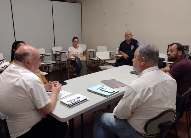 PIRAJU FORMA GRUPO DE TRABALHO PARA VIABILIZAR CENTRO DE HEMODIÁLISE
