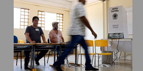 Cerca de 158,7 milhões de eleitores vão às urnas em todo o país