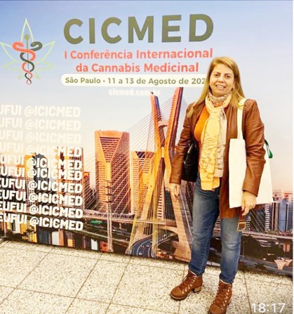 Paula Cury esteve na  I Conferência Internacional da Cannabis Medicinal  em SP