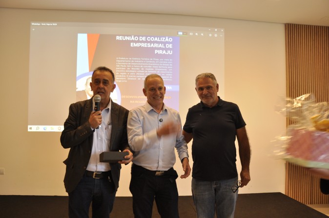 Secretário jorge de Lima fala a empresários de Piraju sobre estratégias para o desenvolvimento