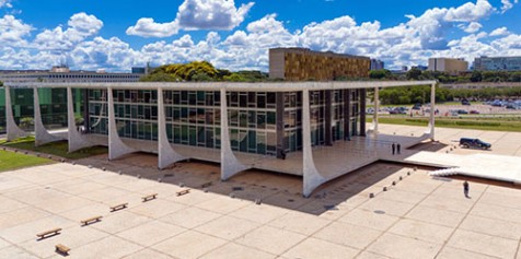 STF concede prisão domiciliar temporária ao ex-presidente Jair Bolsonaro