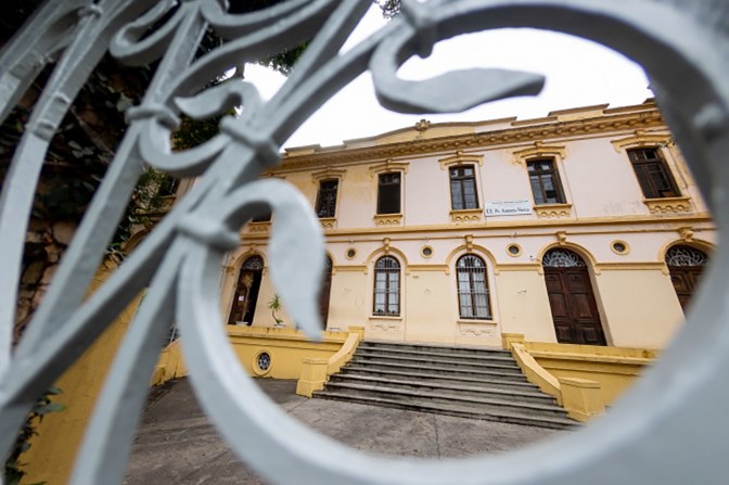 Educação de SP contrata seguranças privados para escolas estaduais e inclui Piraju