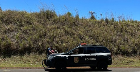 Homem é preso em flagrante por tráfico de drogas e agressão em Taguaí