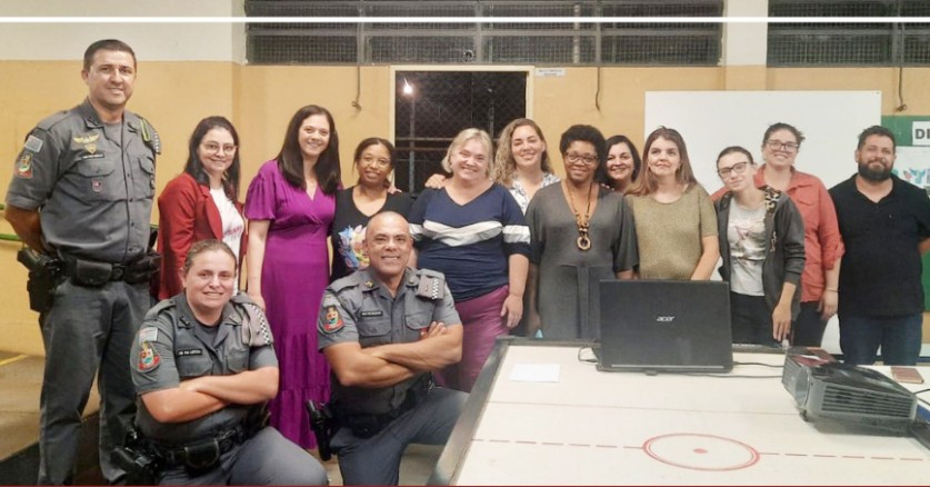 POLÍCIA MILITAR REALIZA PALESTRAS EDUCATIVAS E PREVENTIVAS NAS ESCOLAS DA ÁREA DO 53° BPM/I