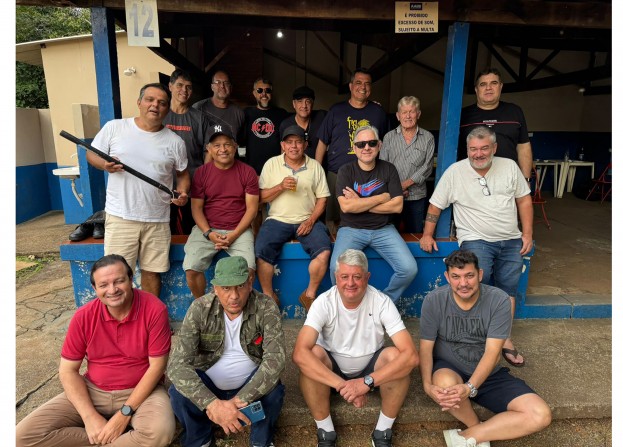 AABB recebe confraternização de atiradores do Tiro de Guerra de 1991