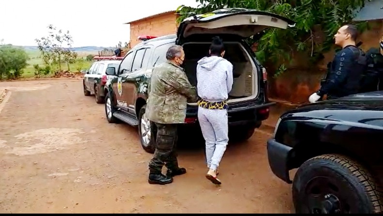 TEJUPÁ  Três são presos pela Polícia Civil por roubo em confecção