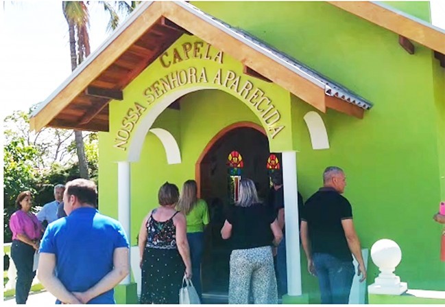 Paulo Porto comemora aniversário e inaugura capela de Nossa Senhora Aparecida em sua chácara