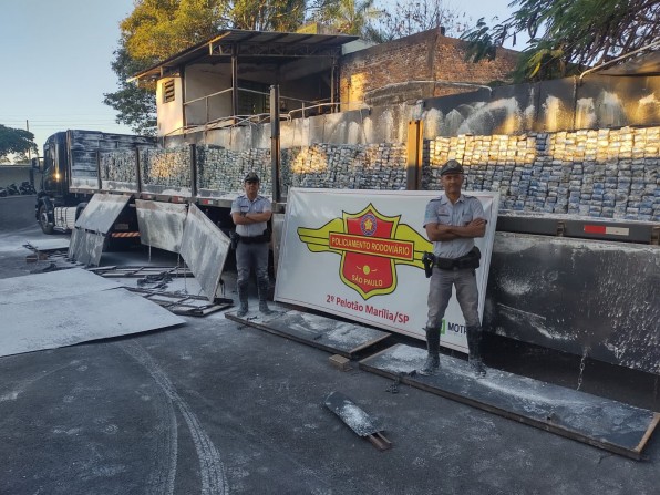 Polícia Rodoviária faz mega apreensão de maconha na região