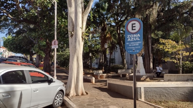 Após 13 anos Zona Azul terá reajuste o que evita desemprego