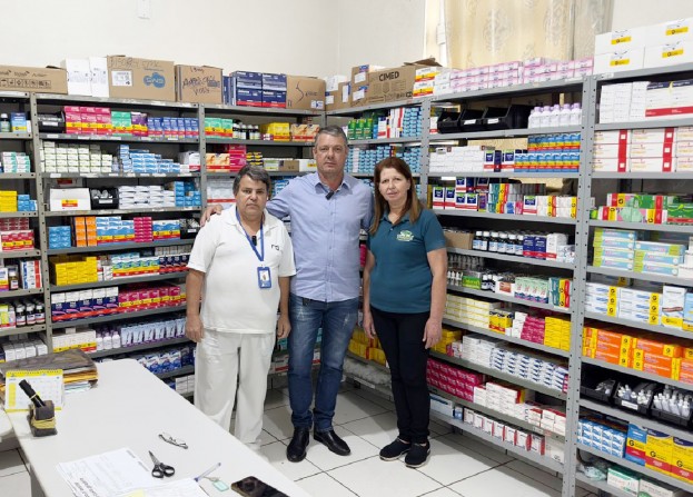 Prefeitura de Timburi amplia acesso a medicamentos em farmácia municipal