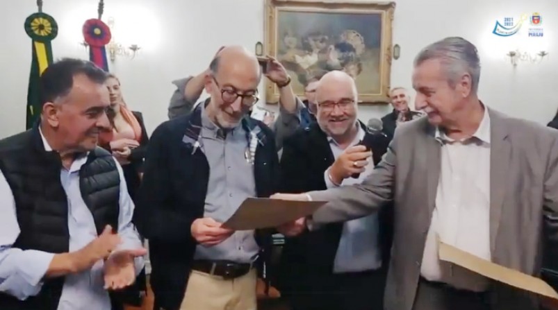 Fina Stampa:  Zé Maria ganha vídeos de homenagem no seu aniversário  de 78 anos
