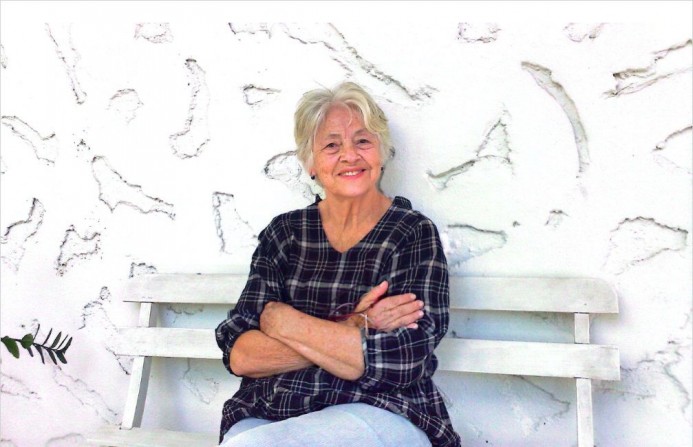 Adélia Prado: A Alma Poética de Minas Gerais