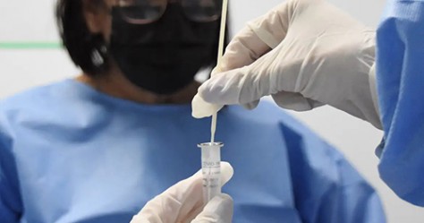 Covid-19 causou metade das mortes por vírus respiratórios em 4 semanas