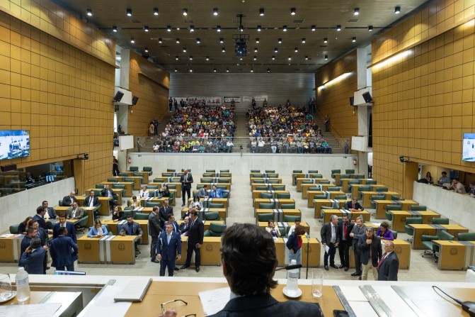 Assembleia aprova reajuste das Forças de Segurança proposto pelo Governo de SP