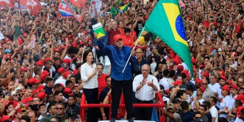 LULA REEELEITO PRESIDENTE EM VIRADA HISTÓRICA