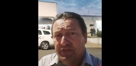 Homem é preso pela Lei Maria da Penha e tenta tomar arma de policial no plantão de Piraju