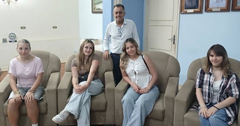 Intercambistas de 3 países encerram temporada cultural em Piraju