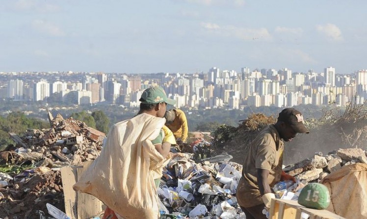 Plano Nacional de Resíduos Sólidos determina encerramento de todos os lixões até 2024