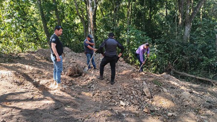 Polícia Civil localiza em fazenda ossadas de gado e lataria de caminhonete furtada