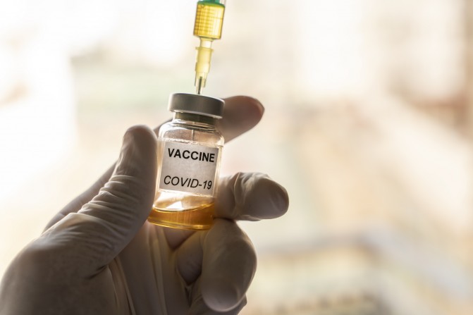 Estudo clínico da vacina AZD1222 será reiniciado no Brasil nesta segunda, 14 de setembro